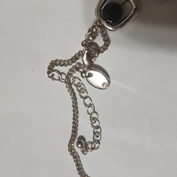 Bundle only Black silvertoned fashion necklace - Picture 2 of 3